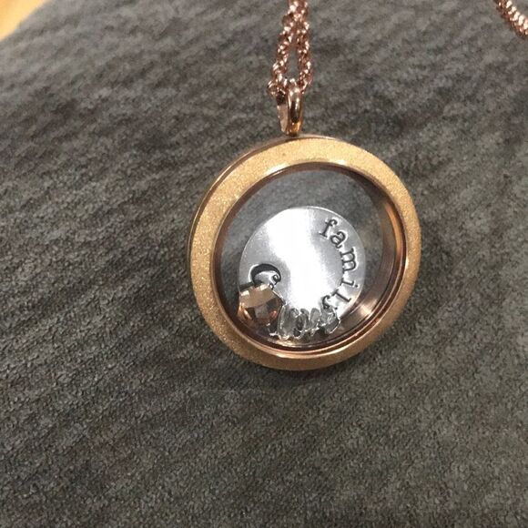 Jewelry - Rose Gold Family Love Necklace